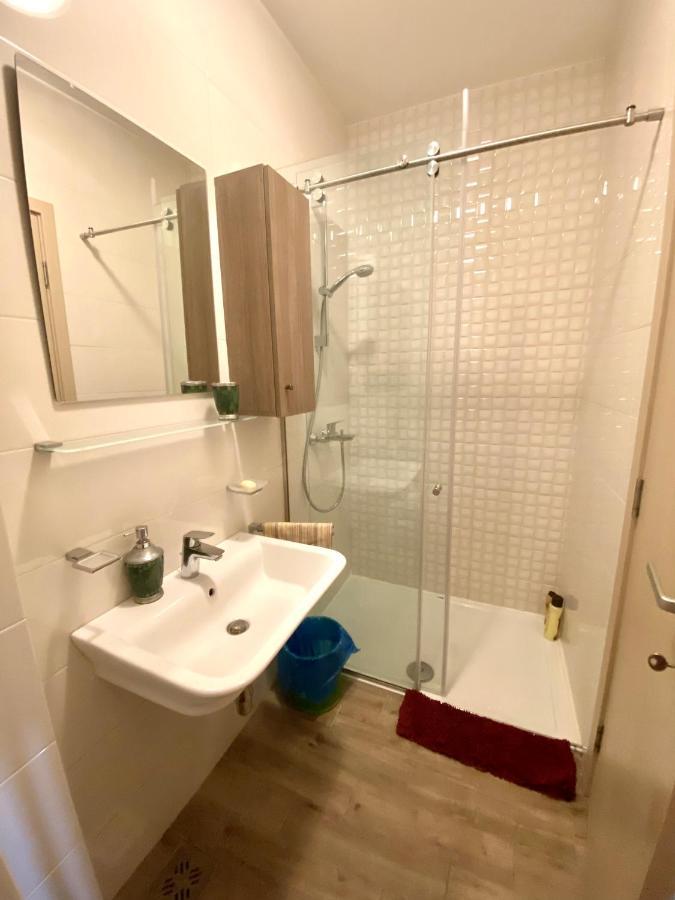 City Apartment Podgorica Esterno foto